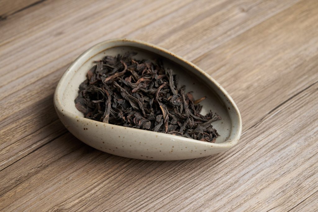 乌龙茶干茶条索示意